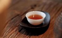 茶杯放下，是為了承接下一杯香茶。